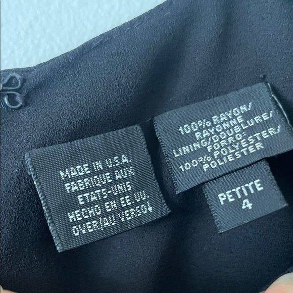 Liz Claiborne| Floral print cocktail dress|Black| 4P| EUC - Picture 5 of 10